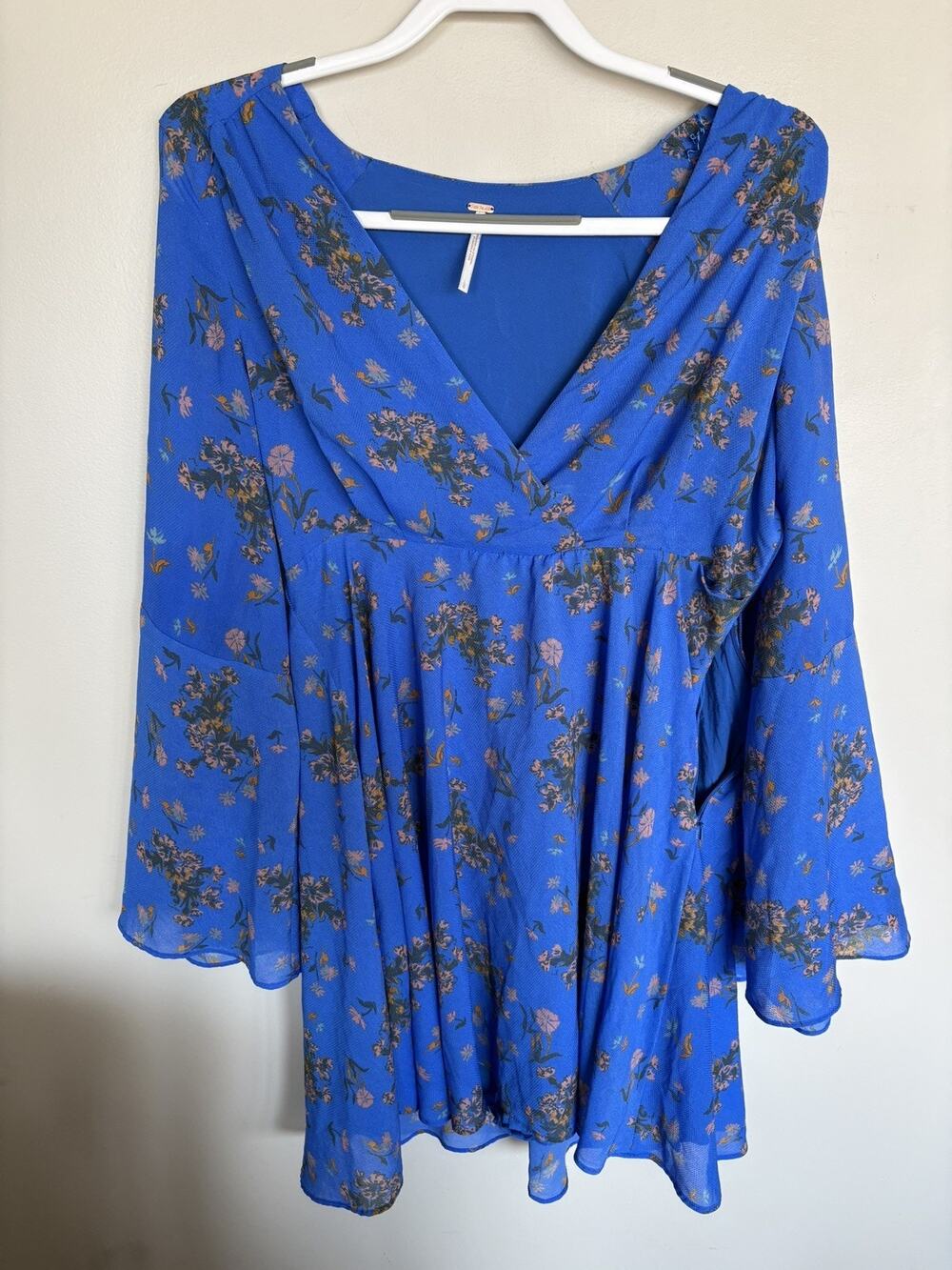 Free People Blue Floral V-Neck Long Sleeve Mini Dress Size Large Boho